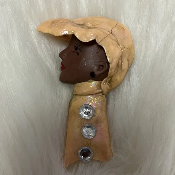 Hand Design Face Brooch Pendant